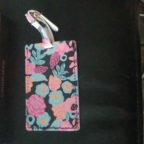 Luggage Tags Set of 2 - Picture 3 of 4